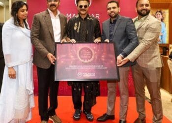 Malabar Gold & Diamonds Diwali offers presented by Bollywood star Anil Kapoor, along with O. Asher, Managing Director - India Operations, and other Malabar dignitaries