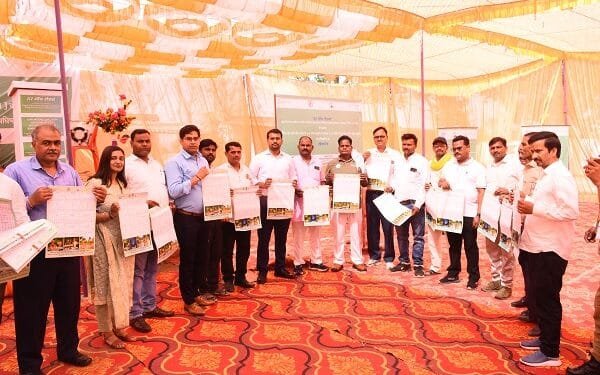 Signify Illuminates Over 300 Forest Villages in Bahraich Uttar Pradesh Under Har Gaon Roshan CSR Project | International Khabar Signify Illuminates Over 300 Forest Villages in Bahraich, Uttar Pradesh, Under Har Gaon Roshan CSR Project