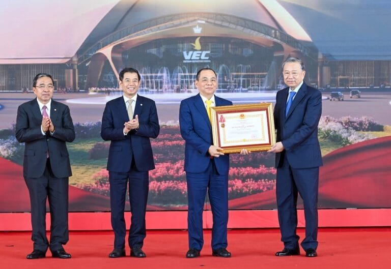 Vingroup Awarded FirstClass Labor Order for Outstanding Achievements in Developing the National Exhibition Fair Center | International Khabar