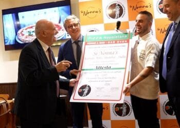 Si Nonna&apos;s Becomes India&apos;s First Pizzeria to Receive the Prestigious AVPN Certification