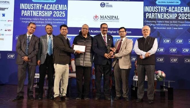 MAHE Honoured with Prestigious CII IndustryAcademia Partnership Award | International Khabar MAHE Honoured with Prestigious CII Industry–Academia Partnership Award