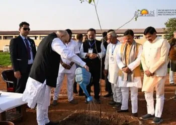 Gurudev Sri Sri Ravi Shankar's AOL-SSIAST Rewa Model Farm Project Strengthens Natural Farming in Madhya Pradesh