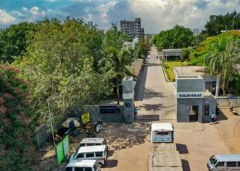 From Diamond to Sun How Goldi Solar Reignited Navsariaposs Sparkle | International Khabar From Diamond to Sun: How Goldi Solar Reignited Navsari's Sparkle