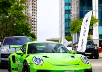 100+ Porsches Take Over Mumbai for a Friendship Day Drive
