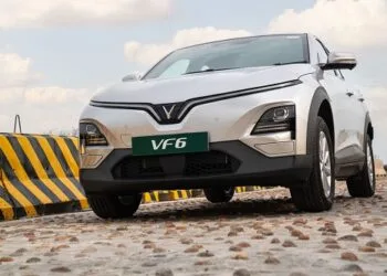 New Study Strengthens the Case for EVs But Indiaaposs Buyers May Need More than that | International Khabar New Study Strengthens the Case for EVs, But India's Buyers May Need More than that