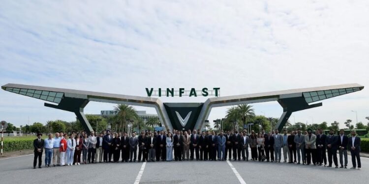VinFast India Signs Letters of Intent with First 50+ EMotorcycle Dealers Expanding Network To 15 States and 34 Cities | International Khabar VinFast India Signs Letters of Intent with First 50+ E-Motorcycle Dealers, Expanding Network To 15 States and 34 Cities