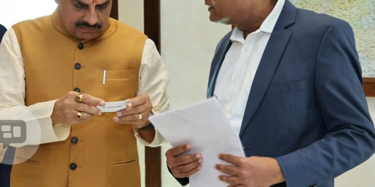 THINK Gas MD CEO Meets Madhya Pradesh Chief Minister to Discuss VAT Reduction on Natural Gas | International Khabar THINK Gas MD & CEO Meets Madhya Pradesh Chief Minister to Discuss VAT Reduction on Natural Gas